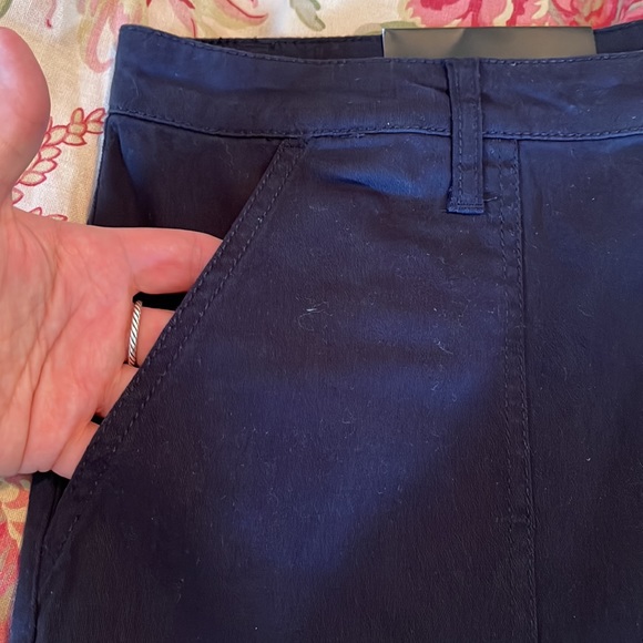 JONES NEW YORK Size 16 Utility Cargo Short EasyCare Navy BlueCozy Cotton $59 NEW - Picture 5 of 9